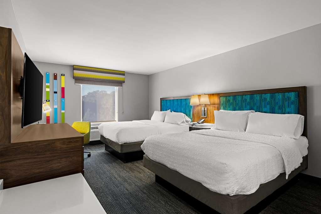 Hampton Inn & Suites Шерервилл Номер фото