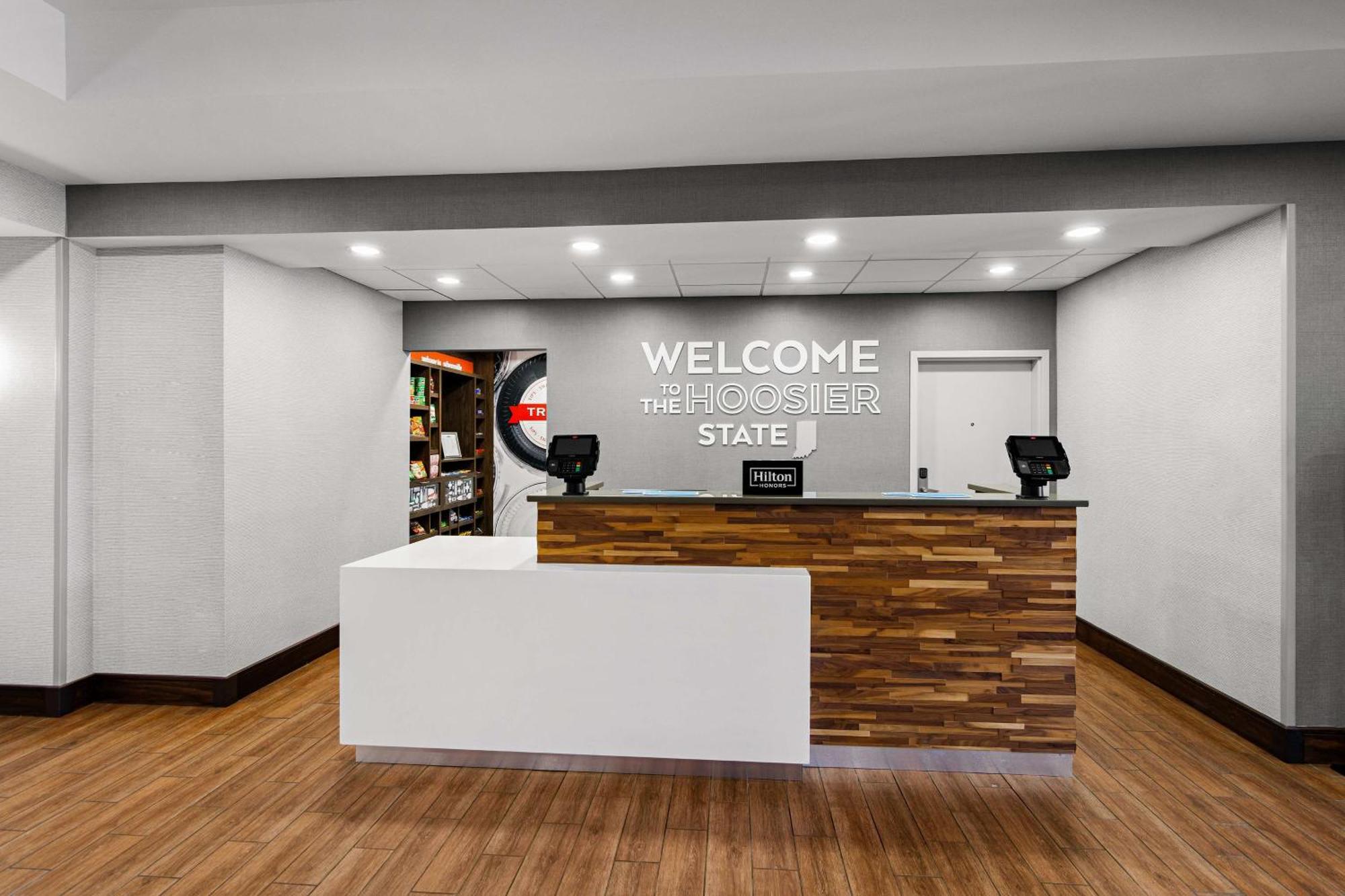 Hampton Inn & Suites Шерервилл Экстерьер фото